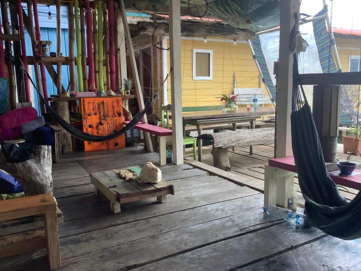 Life Is Good Casa Villa Bocas Town Bagian luar foto