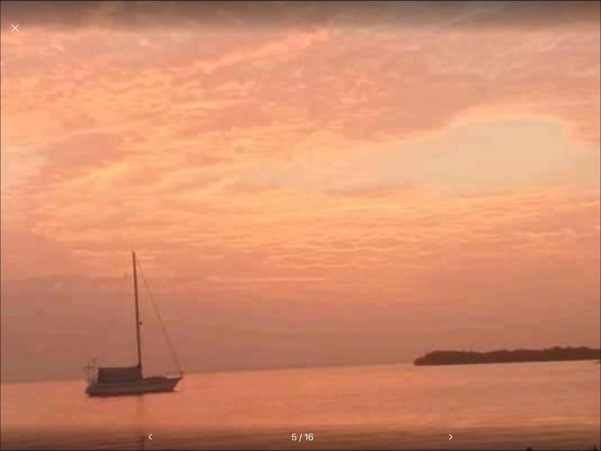 Life Is Good Casa Villa Bocas Town Bagian luar foto