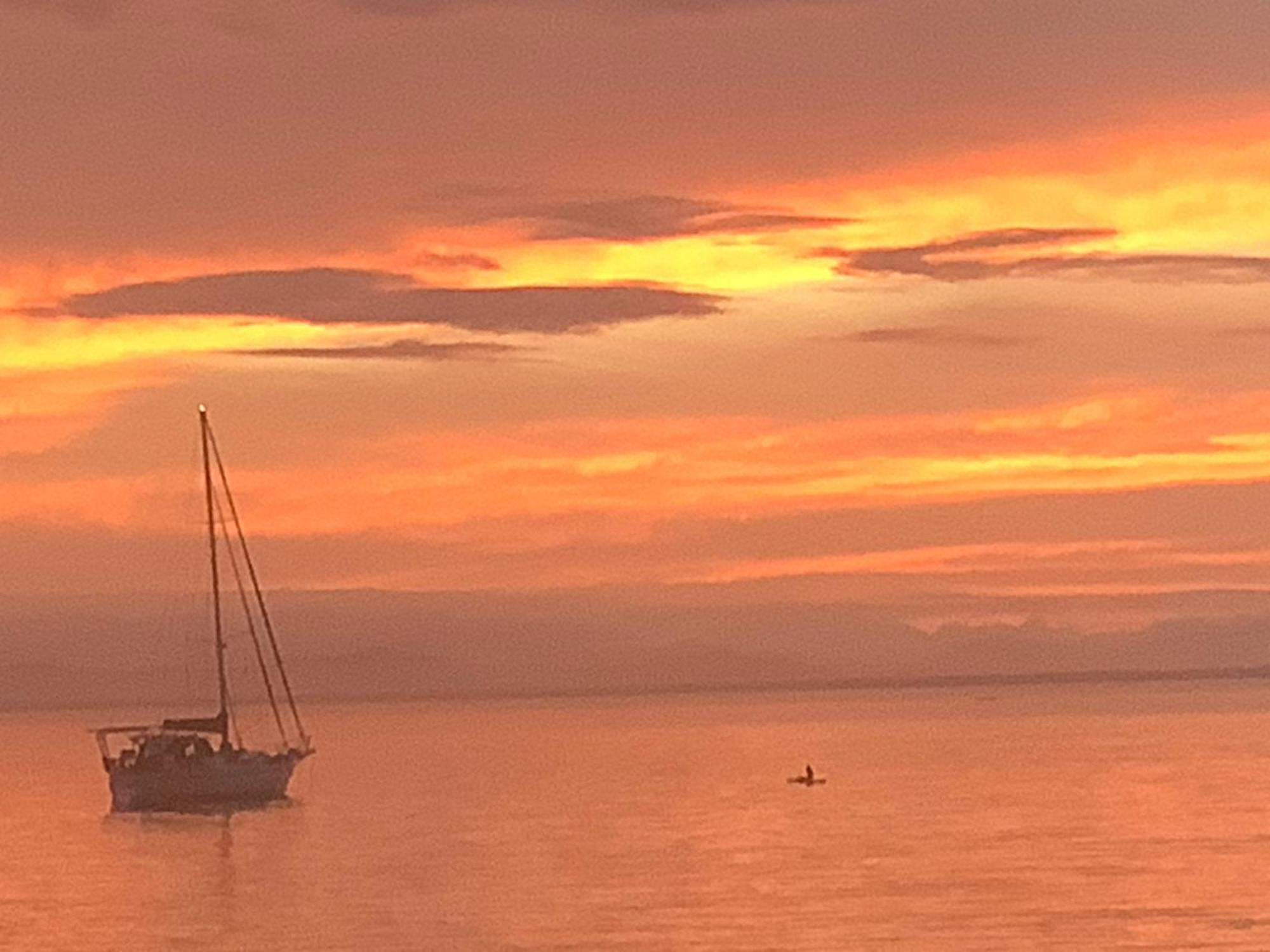Life Is Good Casa Villa Bocas Town Bagian luar foto